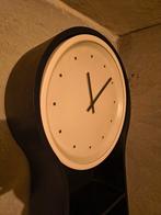 Boekenkast met klok (IKEA) zwart hout, Ophalen, Met plank(en), Kunststof, Onbekend