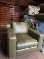 Elektrisch verstelbare relaxfauteuil MONTEL, Huis en Inrichting, Fauteuils, Ophalen, Nieuw, Leer, 75 tot 100 cm