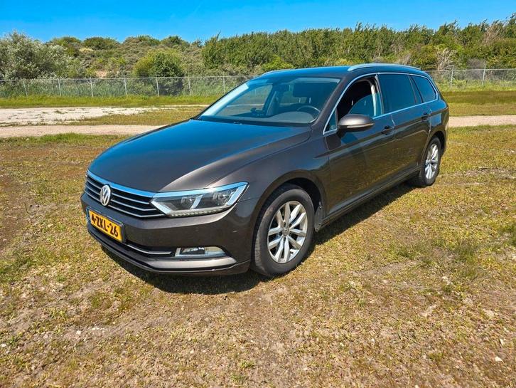 Volkswagen Passat 1.6 TDI 88KW, ruil/inruil mog/ 2015 Bruin, Auto's, Volkswagen, Particulier, Passat, Diesel, B, Stationwagon