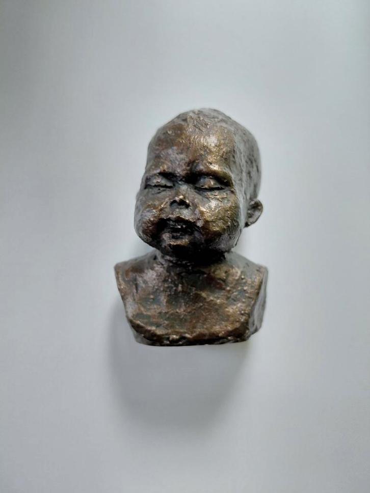 Klein kinderhoofdje - borstbeeld, Verzamelen, Beelden en Beeldjes, Gebruikt, Mens, Ophalen