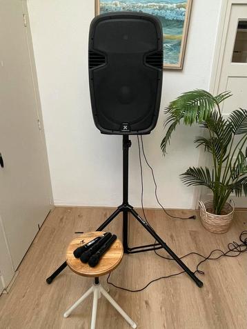Complete Geluidsset – Vonyx Speaker, Standaard en Microfoons beschikbaar voor biedingen