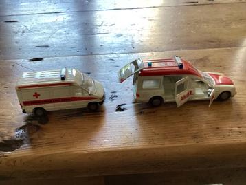 SIKU ambulance beschikbaar voor biedingen
