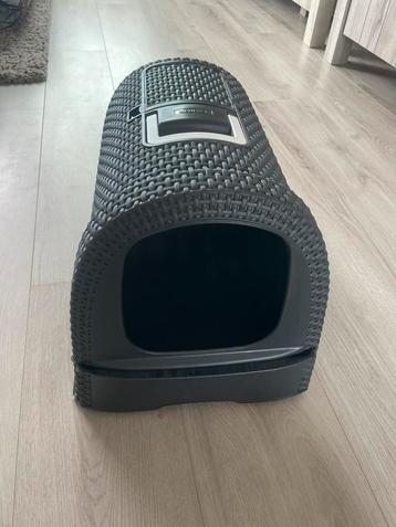 Curver Kattenbak beschikbaar voor biedingen