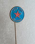 Oud speldje van voetbalclub RODE STER, BELGRADOb, Verzamelen, Speldjes, Pins en Buttons, Verzenden, Gebruikt, Sport