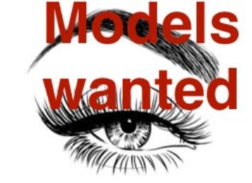 Wimperverlenging modellen gezocht Light volum Lashextensions beschikbaar voor biedingen