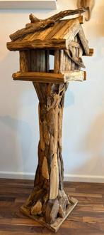 Uniek handgemaakt houten vogelhuis - staand model +/- 170cm, Nieuw, Ophalen