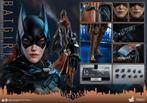 Hot toys batgirl (nieuw) Arkham knight, Ophalen of Verzenden, Zo goed als nieuw, Actiefiguur of Pop