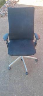 Te koop mooie Bureaustoel. 2 stoelen beschikbaar, Ophalen, Gebruikt, Zwart, Bureaustoel