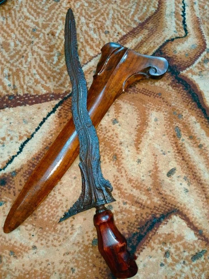 Antieke Kris Anoman 5 Luk Pamor Keleng Sandang Walikat SVC45, Antiek en Kunst, Kunst | Niet-Westerse kunst, Verzenden