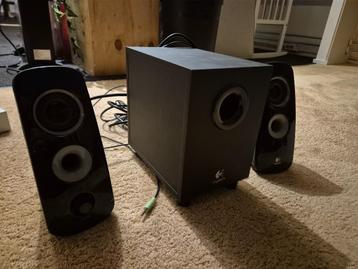 Logitech 2.1 speakerset met subwoofer beschikbaar voor biedingen