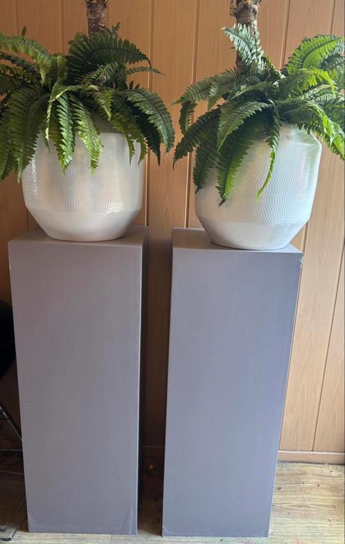 Pilaren/zuilen met grote bloempotten, Huis en Inrichting, Woonaccessoires | Zuilen en Pilaren, Gebruikt, Ophalen