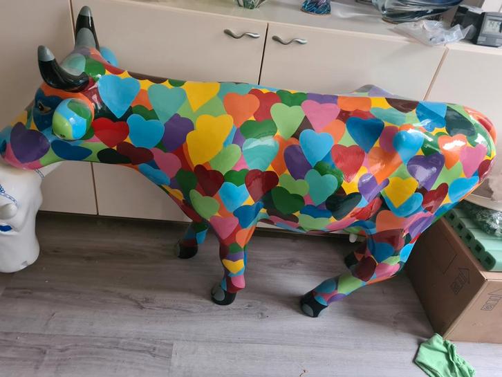 Prachtige Cow Parade XXL koe, Heartstanding, Antiek en Kunst, Kunst | Designobjecten, Ophalen