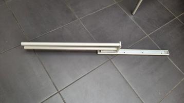 Uitschuifbaar handdoekrek voor keukenkast 47x10x3, zilver beschikbaar voor biedingen