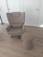 Design on Stock Draaifauteuil met hocker, rug en hoofdsteun, Huis en Inrichting, Fauteuils, Ophalen, 75 tot 100 cm, Zo goed als nieuw