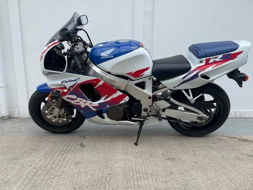 Honda CBR900RR Fireblade SC28, Motoren, Motoren | Honda, Particulier, Super Sport, meer dan 35 kW, 4 cilinders, Motorrijbewijs A