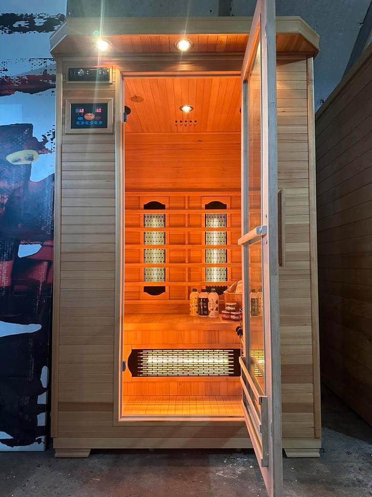 COMBI SAUNA INFRAROOD MET OPGIETKACHEL GRATIS BEZORGD!🚚, Sport en Fitness, Sauna, Zo goed als nieuw, Complete sauna, Fins of Traditioneel