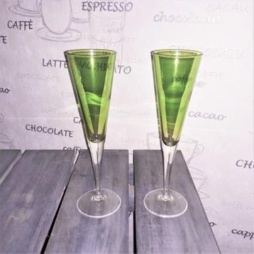 Groene champagne glazen met heldere voet set van 2