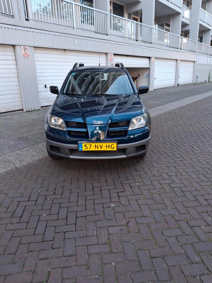 Mitsubishi Outlander 2.0 MPI 4WD 2004 Blauw, Auto's, Mitsubishi, Particulier, Outlander, Benzine, E, SUV of Terreinwagen, Handgeschakeld