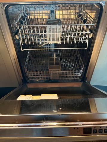 Gratis Vaatwasser - Gebruikt inbouwvaatwasser beschikbaar voor biedingen