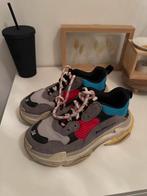 Balenciaga Triple S Sneakers Maat 36, Kleding | Dames, Schoenen, Ophalen of Verzenden, Gedragen, Grijs, Sneakers of Gympen