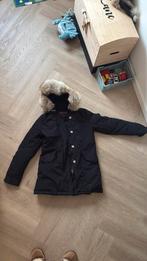 Woolrich parka winterjas maat M, Maat 38/40 (M), Zwart, Ophalen of Verzenden, Zo goed als nieuw