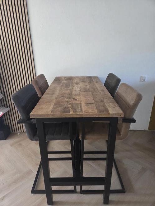 Hoge houte eettafel set, Huis en Inrichting, Complete eetkamers, Zo goed als nieuw, 4 tot 6 stoelen, Ophalen