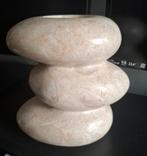 Massief beige marmeren kandelaar van 3 ovalen stenen, Overige materialen, Beige, Ophalen of Verzenden, Zo goed als nieuw