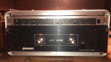 Power versterker behringer suppressor flightcase beschikbaar voor biedingen