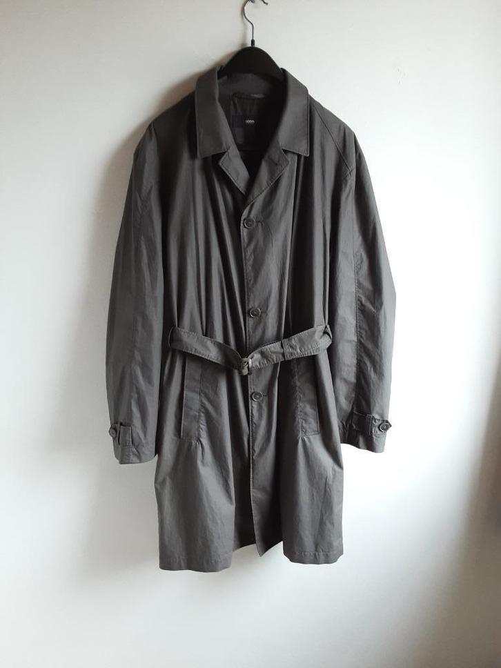 Hugo Boss regenjas, Kleding | Heren, Jassen | Winter, Zo goed als nieuw, Maat 52/54 (L), Ophalen of Verzenden