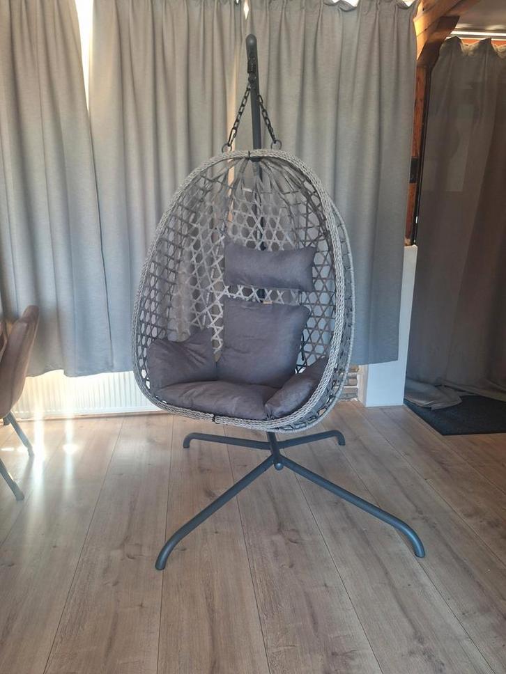 Nieuwe hangstoel/ei, Tuin en Terras, Tuinstoelen, Nieuw, Verstelbaar, Ophalen