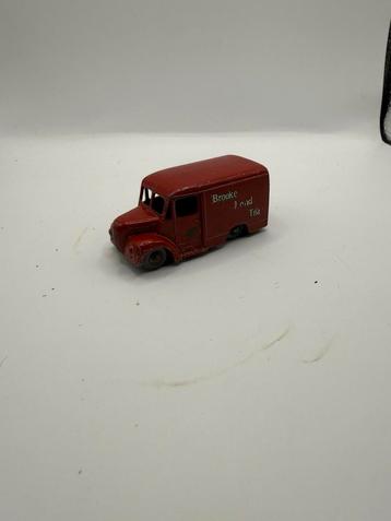 Matchbox 47a Trojan Van, een modelauto uit de jaren 50 beschikbaar voor biedingen