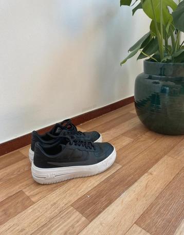 Nike Air Force 1 - zwart beschikbaar voor biedingen