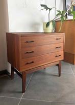 Vintage ladekast van teakhout, Huis en Inrichting, Ophalen, Gebruikt, 50 tot 100 cm, 3 of 4 laden