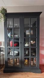Zwarte vitrinekast, Huis en Inrichting, Ophalen, Met deur(en), 100 tot 150 cm, Glas