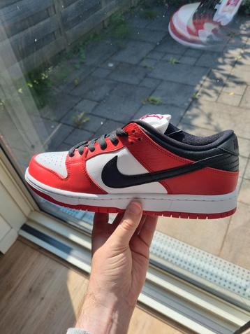 Nike SB dunk low pro Chicago maat 42.5  beschikbaar voor biedingen
