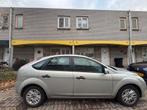Ford Focus 1.6 74KW 5D 2009 Grijs| Moet zsm weg!, Auto's, 1596 cc, Zwart, 4 cilinders, 1200 kg