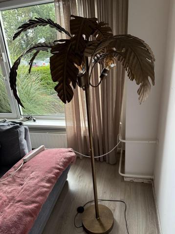 Te koop: Luxe vloerlamp palmbladeren design (goud)  beschikbaar voor biedingen