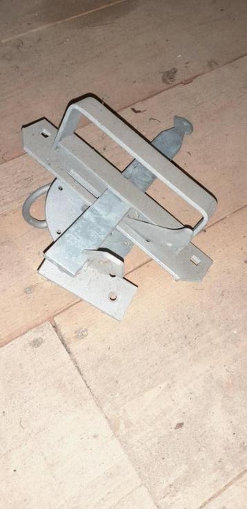 Boerenklinkstel nieuw beschikbaar voor biedingen