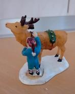 Kerstfiguur Elf maakt rendier klaar voor Kerstdorp, Ophalen of Verzenden