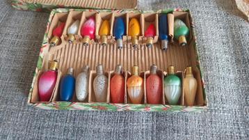  Antieke doos met kleine losse Kerstverlichting  beschikbaar voor biedingen