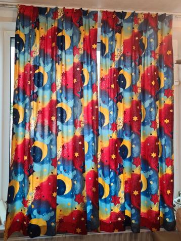 Gordijnen set, maan/ster/wolken. H.1.95 mtr. Als nieuw! beschikbaar voor biedingen