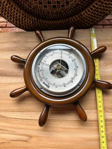 Klassieke Barometer in Scheepsrad Design beschikbaar voor biedingen