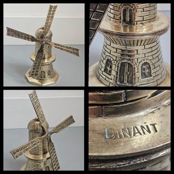 Dinant,  geel koperen miniatuur molen met draaibare wieken  beschikbaar voor biedingen