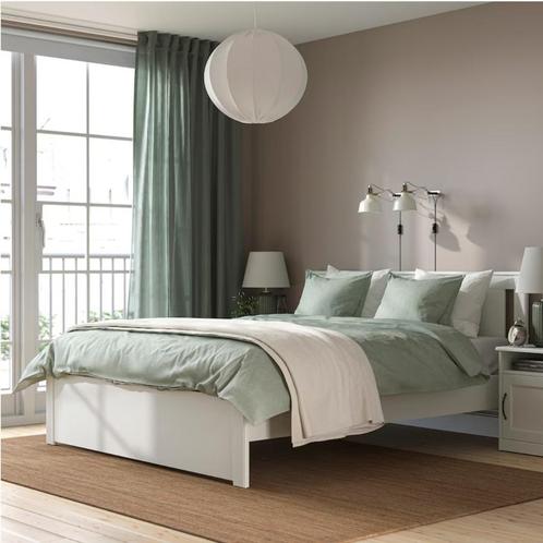 IKEA SONGESAND bedframe wit – 140x200 cm, Huis en Inrichting, Slaapkamer | Bedden, Zo goed als nieuw, Tweepersoons, 140 cm, 200 cm