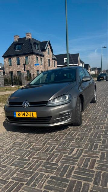 Volkswagen Golf 1.4 TSI automaat DSG 2014 benzine  beschikbaar voor biedingen
