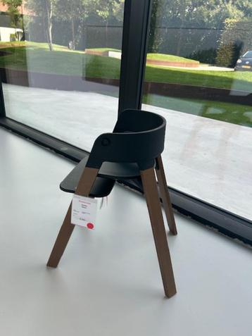 Stokke Steps Kinderstoel Black/Golden brown beschikbaar voor biedingen