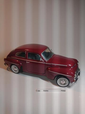 Volvo PV544 1/18 beschikbaar voor biedingen
