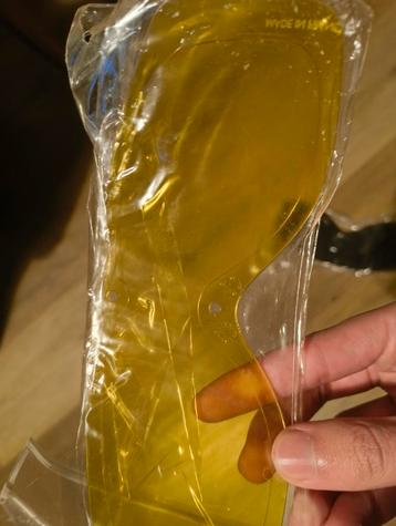 Kl dienstplicht veiligheids glazen in geel en zwart. Los beschikbaar voor biedingen