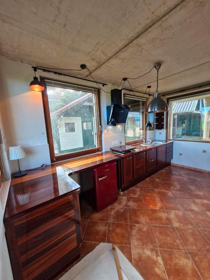 Handgemaakte, degelijke houten keuken, Huis en Inrichting, Keuken | Complete keukens, Gebruikt, Enkelwandige keuken, Bruin, Hout