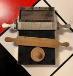 Pillenplank uit apotheek - artsenijbereidkunde, Antiek en Kunst, Ophalen of Verzenden